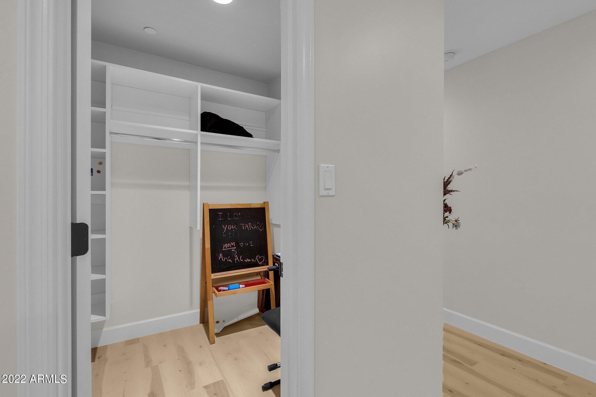 N 80th Pl, Scottsdale, AZ 85258