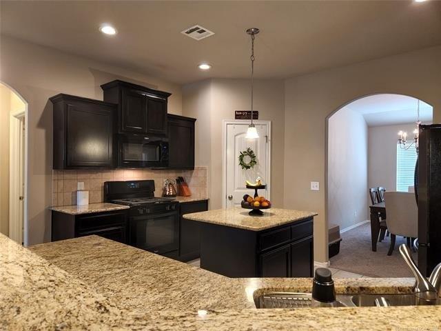 N Kenosha Ct, Tulsa, OK 74106
