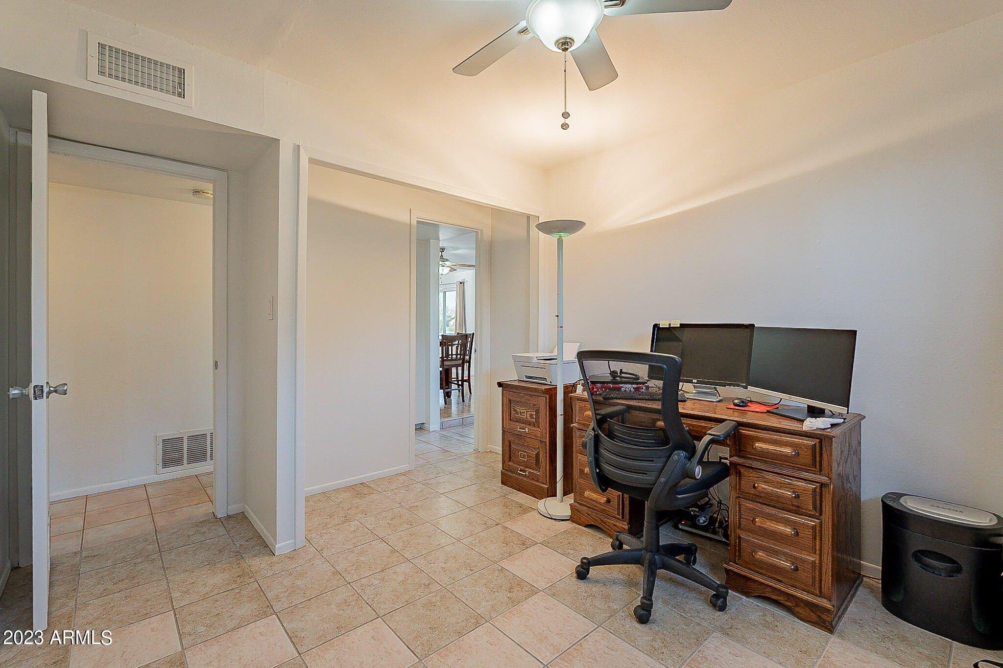 N 24th Pl, Phoenix, AZ 85032