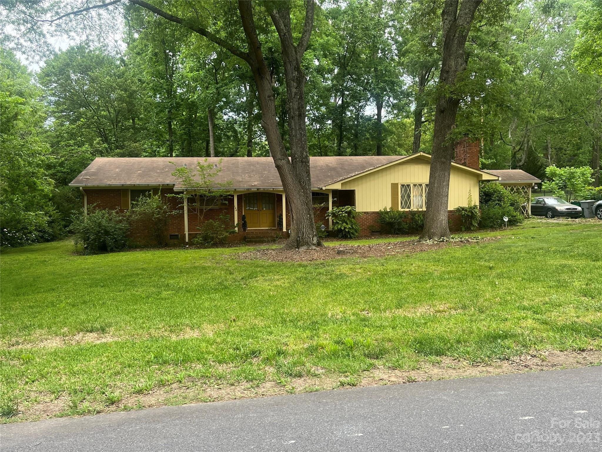 Summerlea Dr, Charlotte, NC 28214
