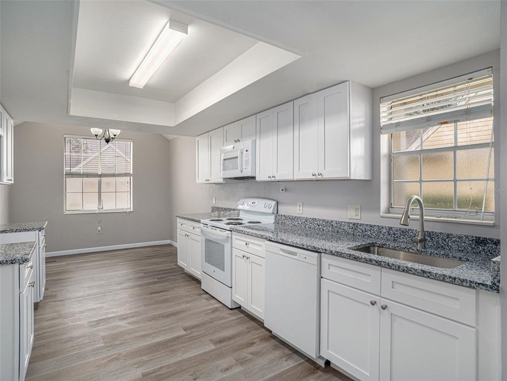 Pine Knot Dr, Valrico, FL 33596