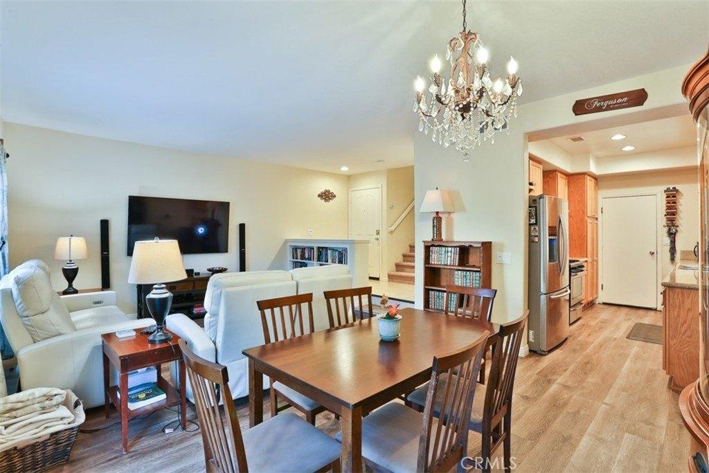 Four Palms Ln, Sylmar, CA 91342