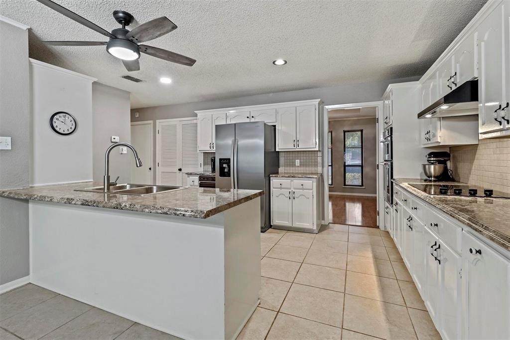 Brookhaven Dr, Denison, TX 75020