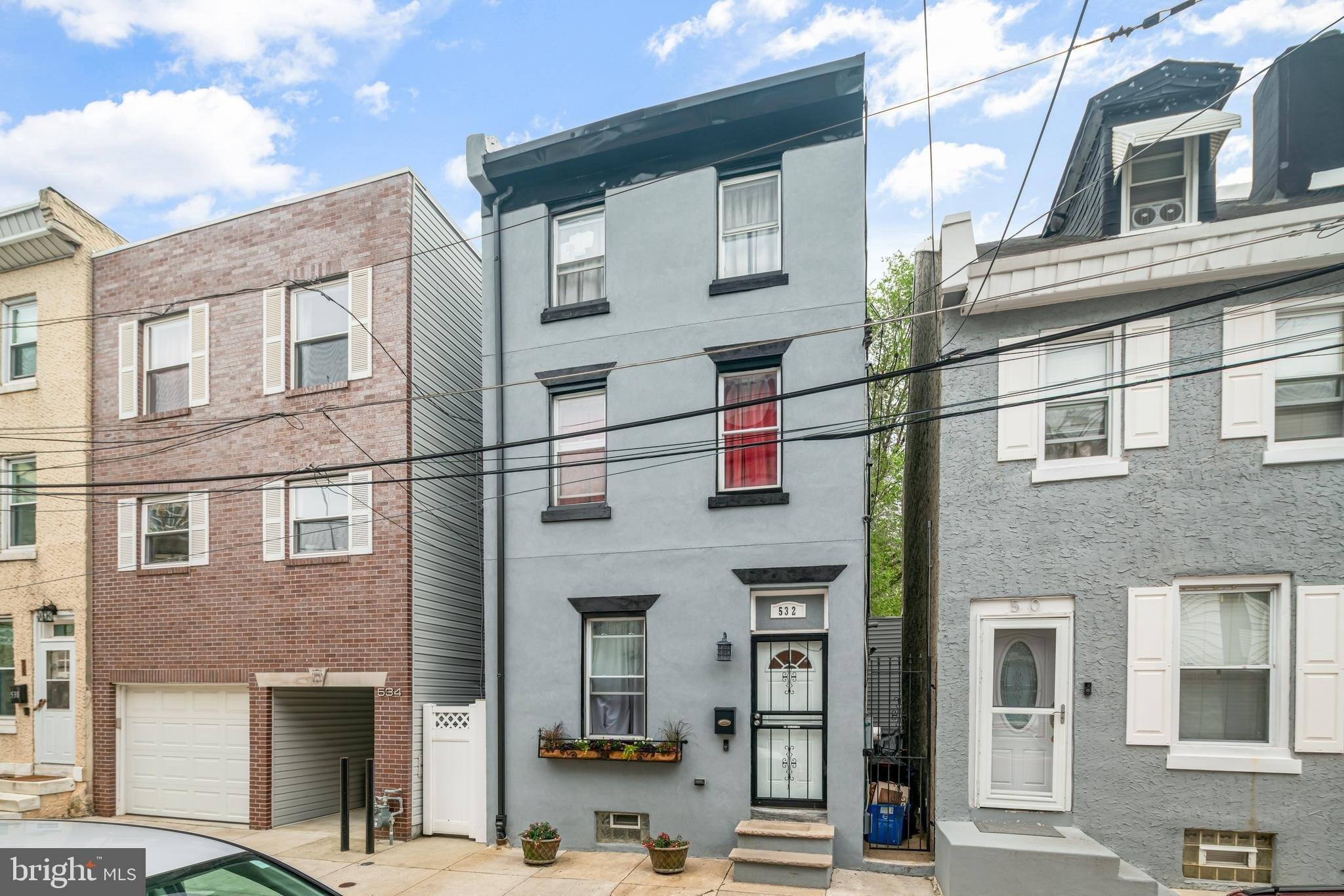E Cabot St, Philadelphia, PA 19125