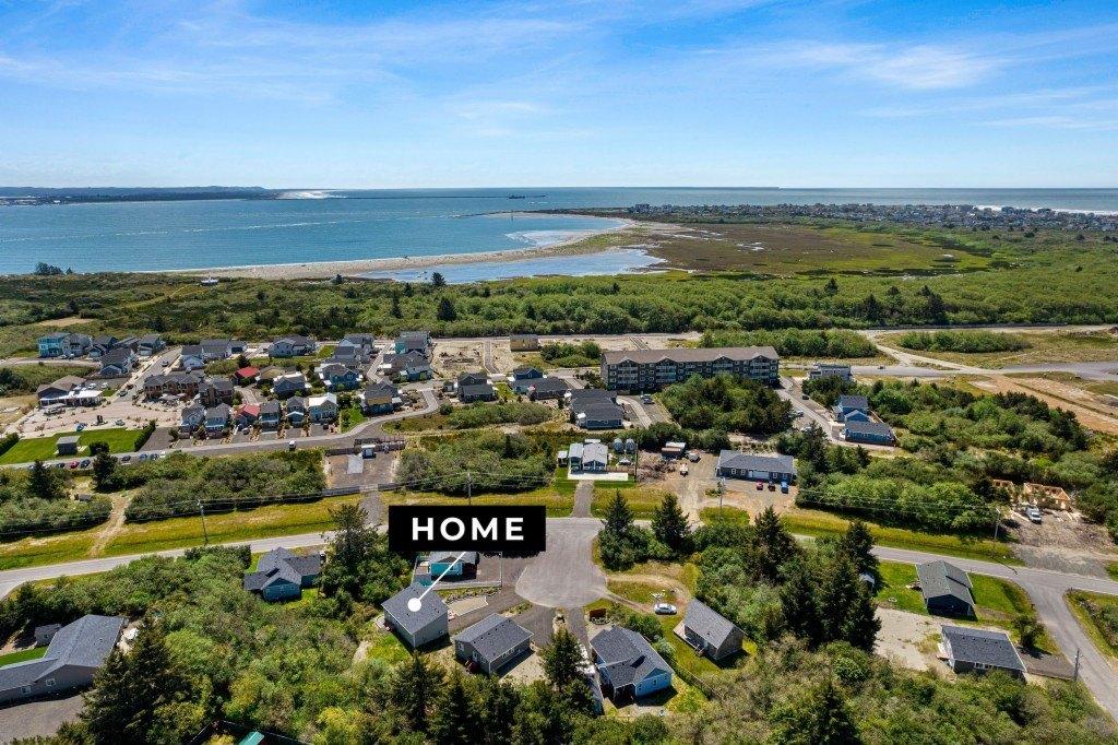 Otter Ct Sw, Ocean Shores, WA 98569