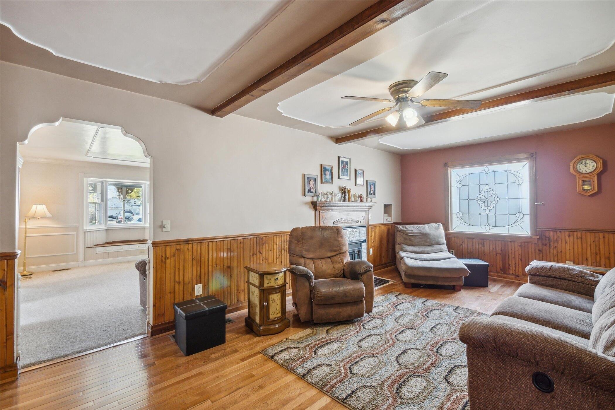 W Green St, Marshall, MI 49068