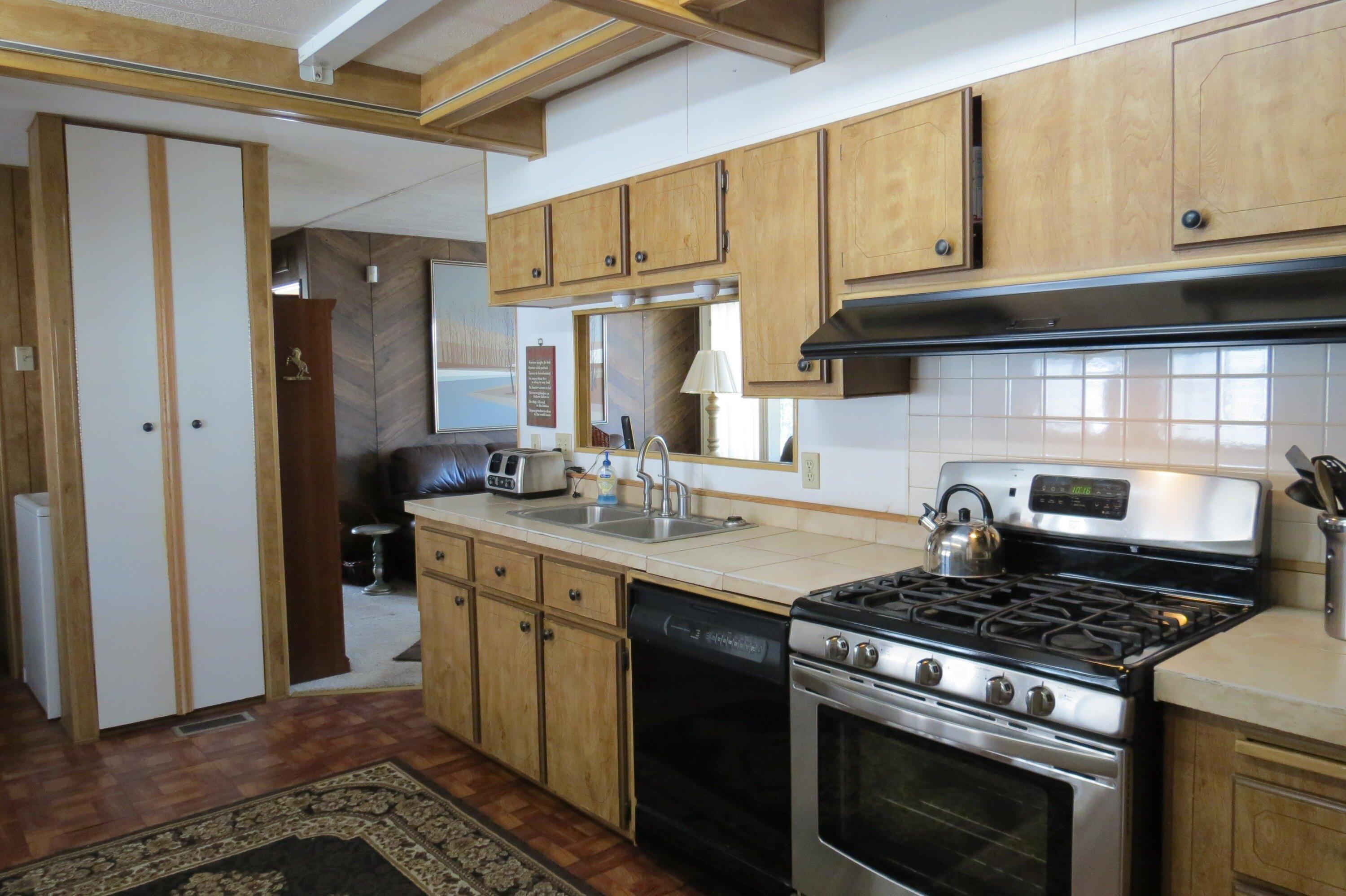 Parker Ridge Way, Palm Desert, CA 92260