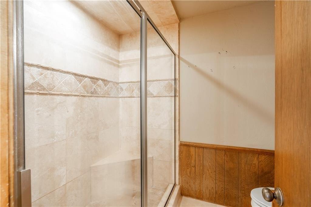 Heritage Cir, Edmond, OK 73013