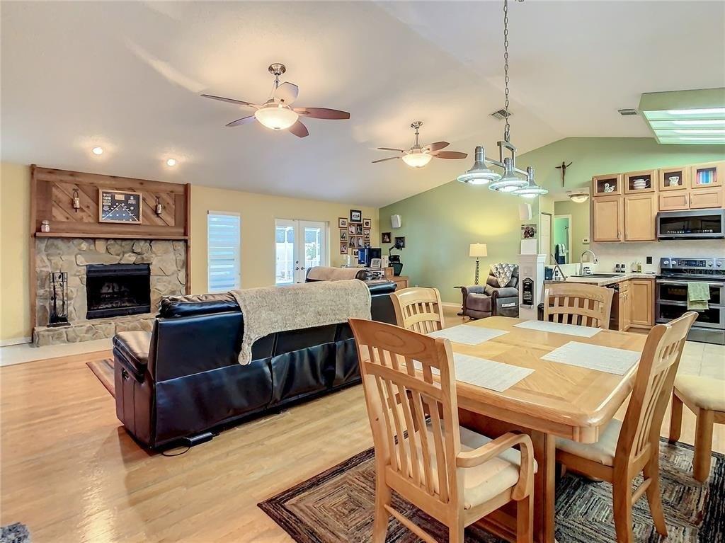 Grainary Ave, Tampa, FL 33624