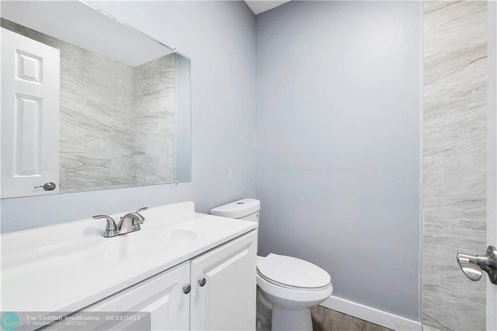Sw 52nd Ave, Plantation, FL 33317