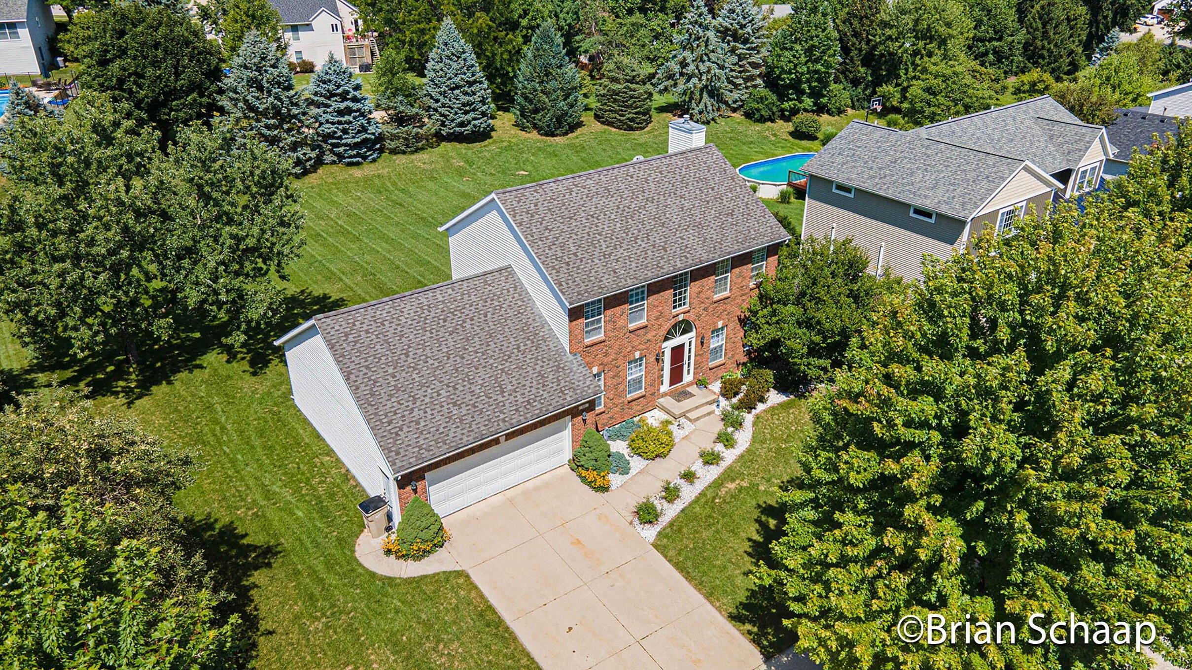 Rogue River View Dr Ne, Rockford, MI 49341