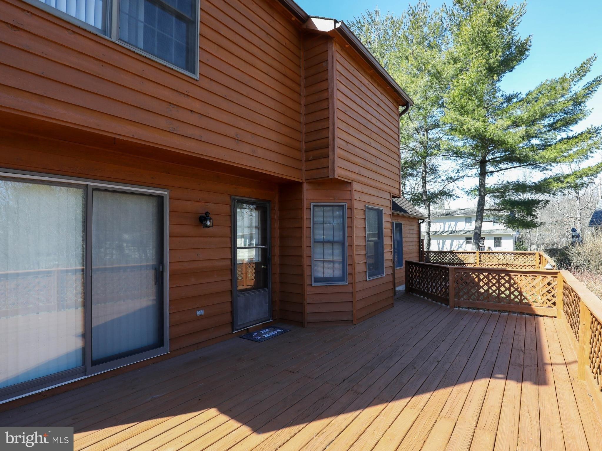 Masters Dr, Cross Junction, VA 22625