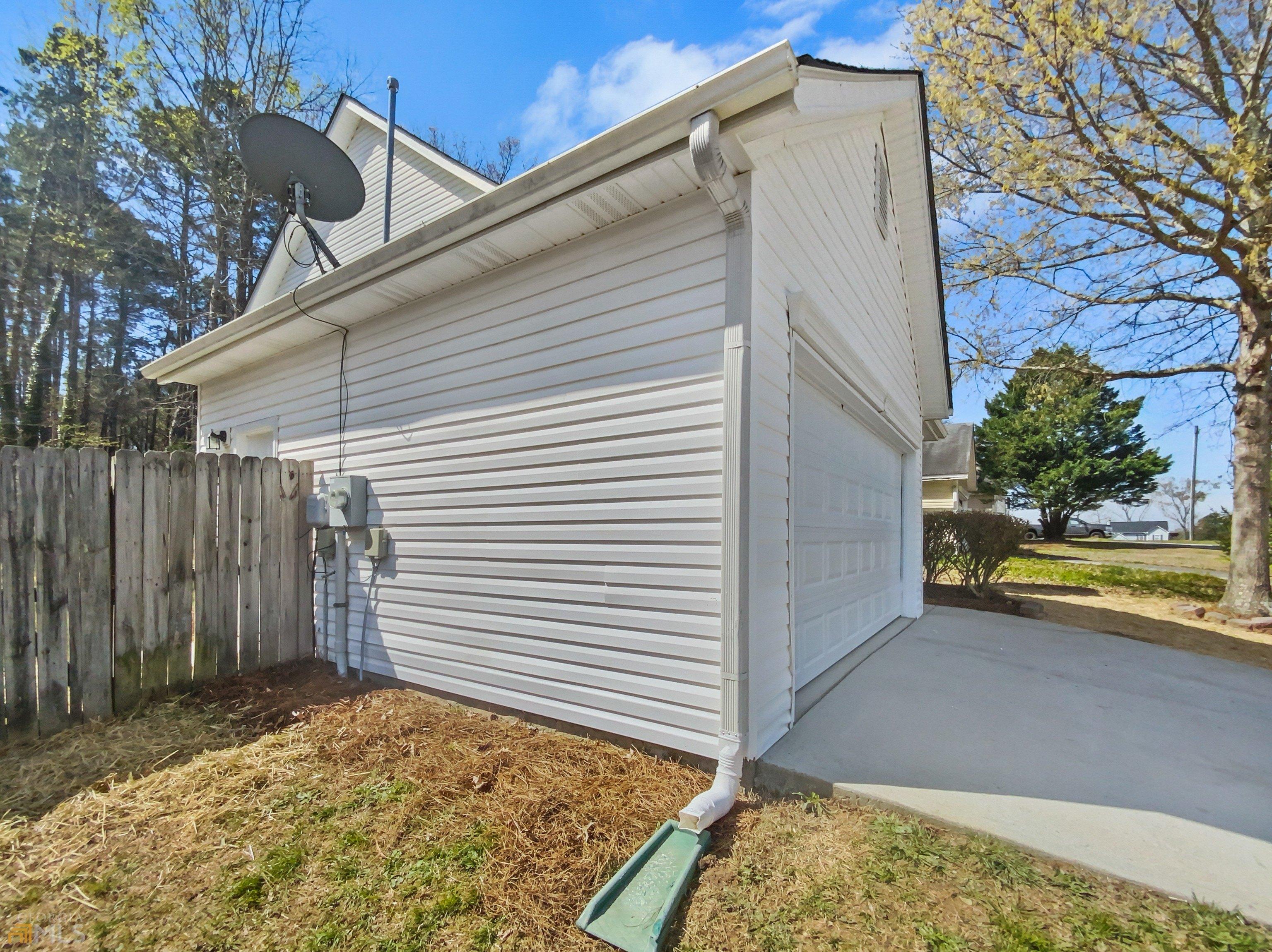St Charles Ave, Dallas, GA 30157