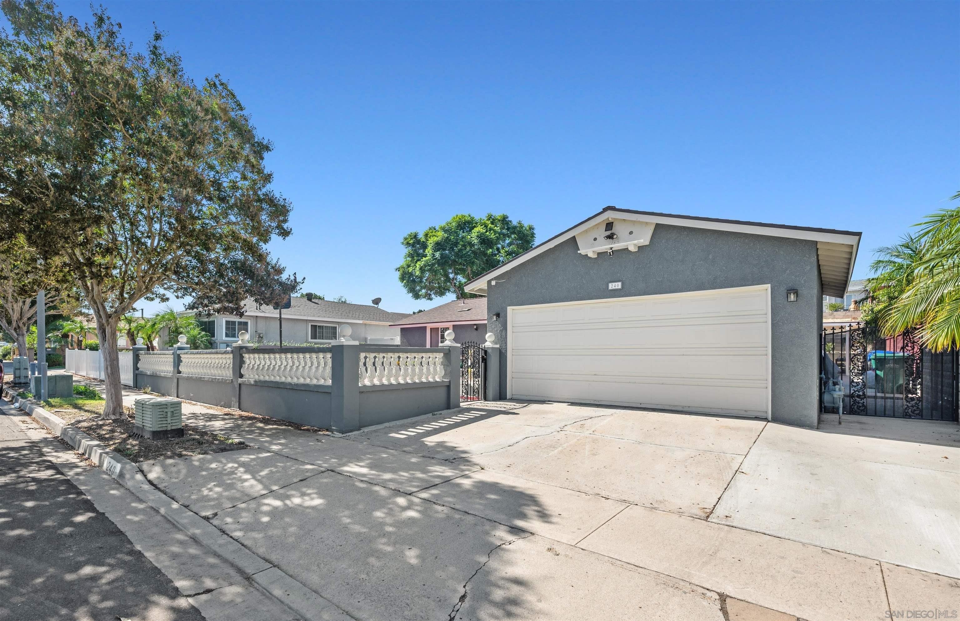 Ledgewood Ln, San Diego, CA 92114