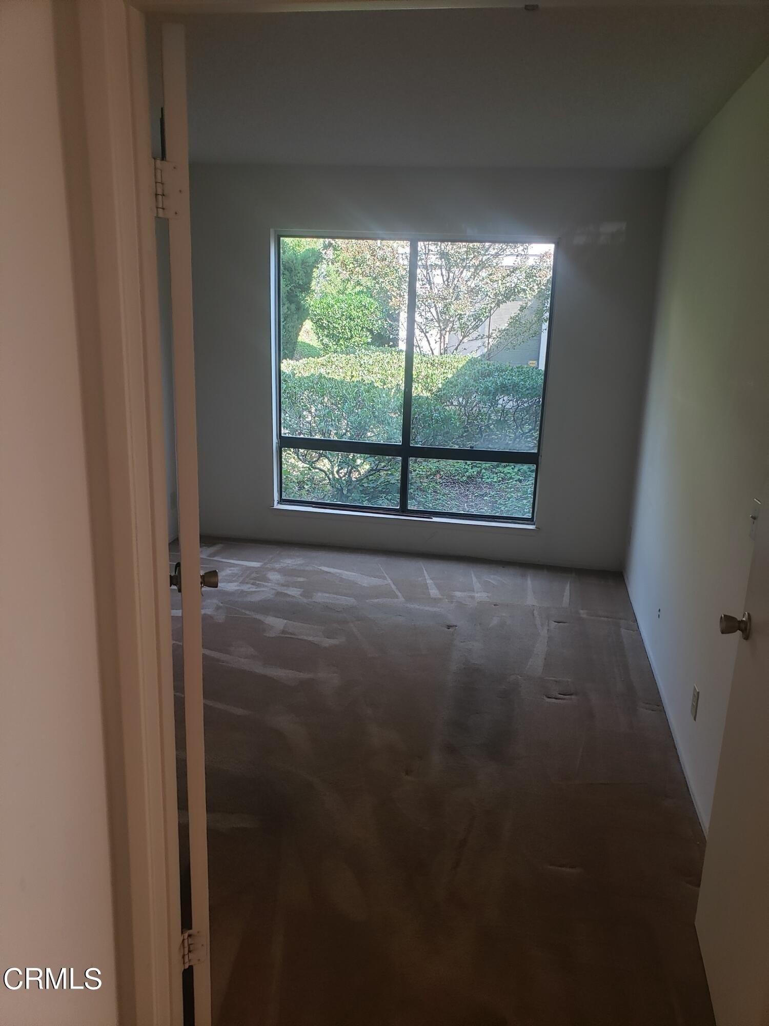 Poppyview Dr, Oak Park, CA 91377