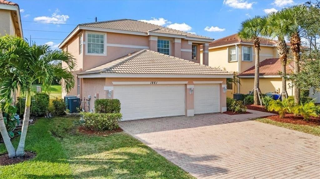 Grey Falcon Cir Sw, Vero Beach, FL 32962