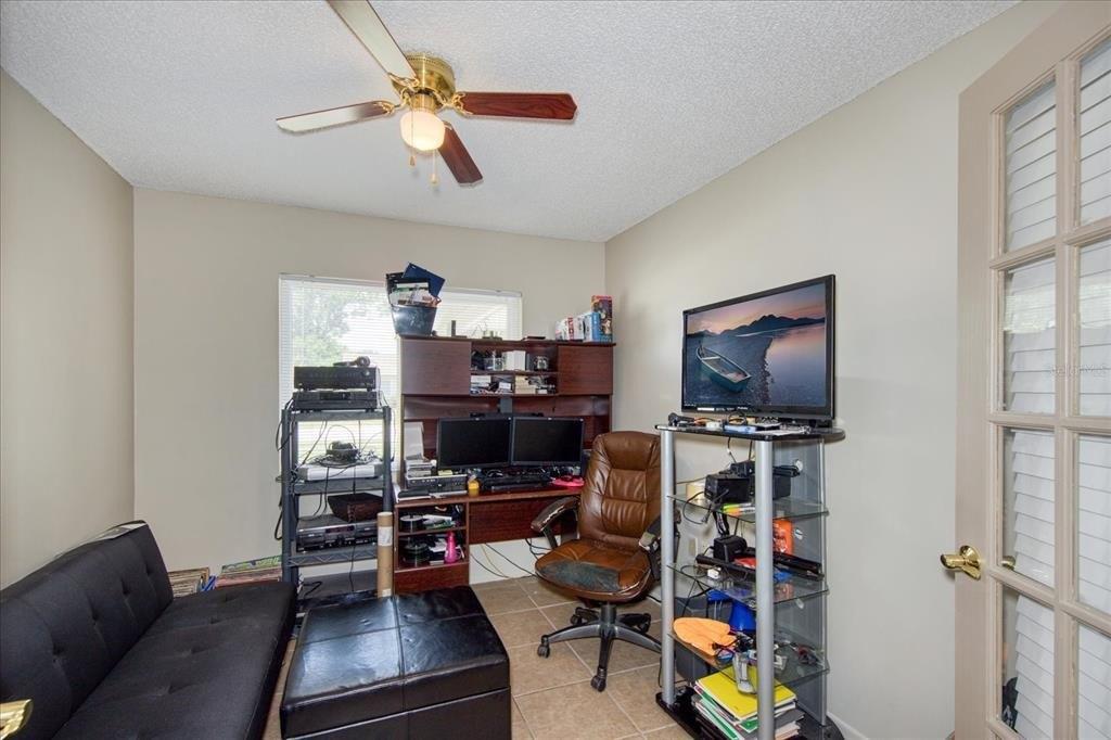 Ridge Point Dr, Tampa, FL 33624
