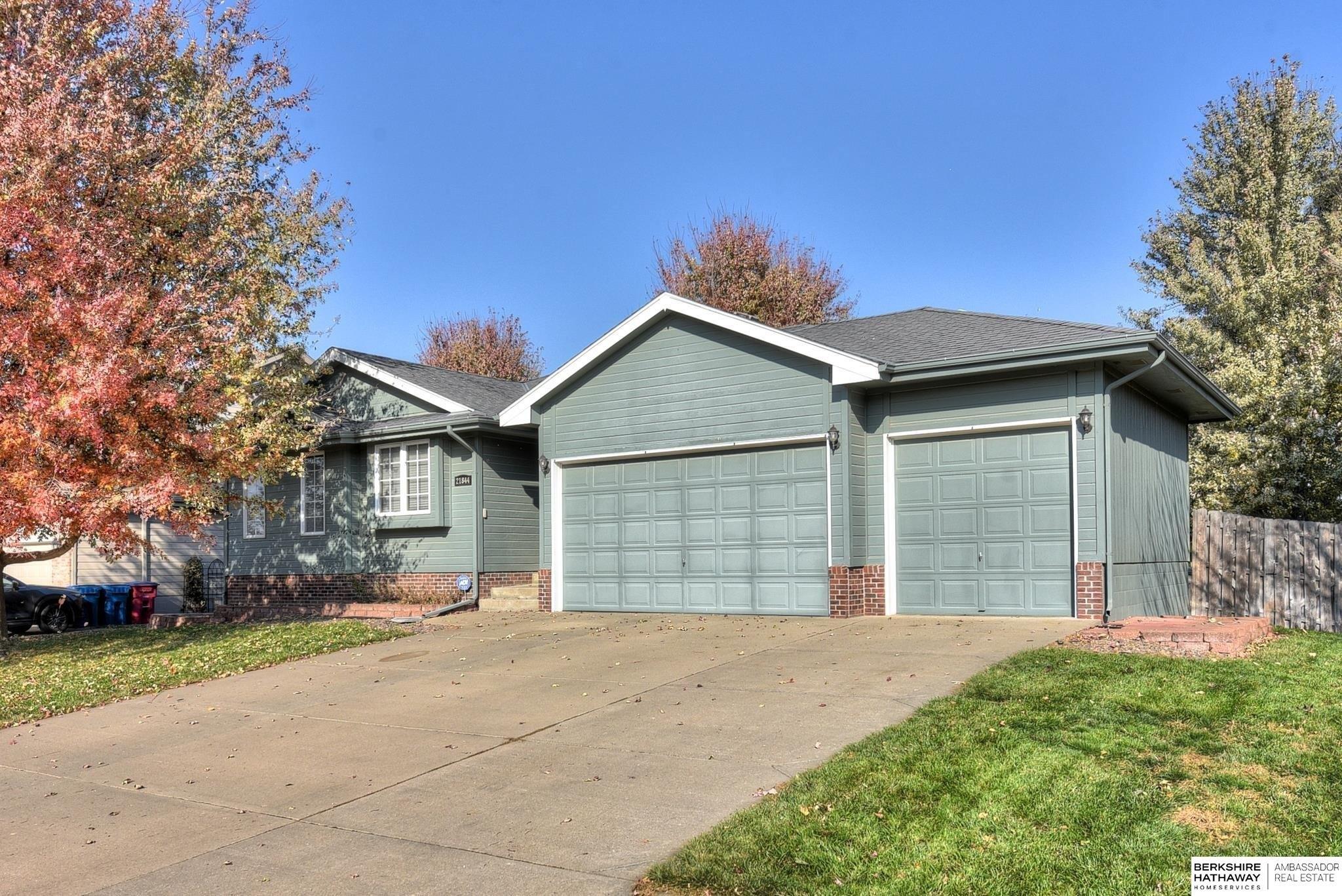 Bobwhite Ave, Gretna, NE 68028