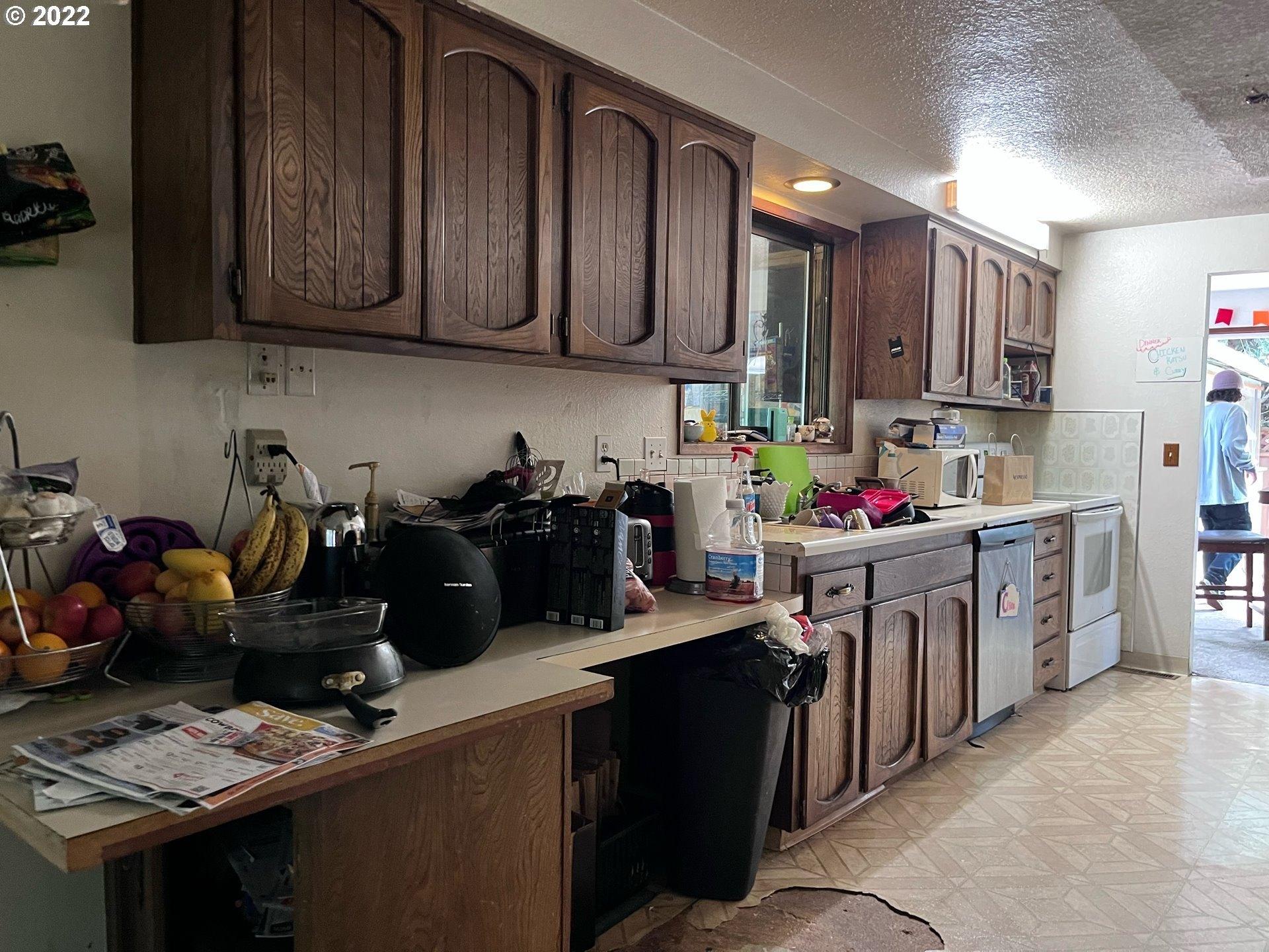 Se Sky View Ct, Milwaukie, OR 97267