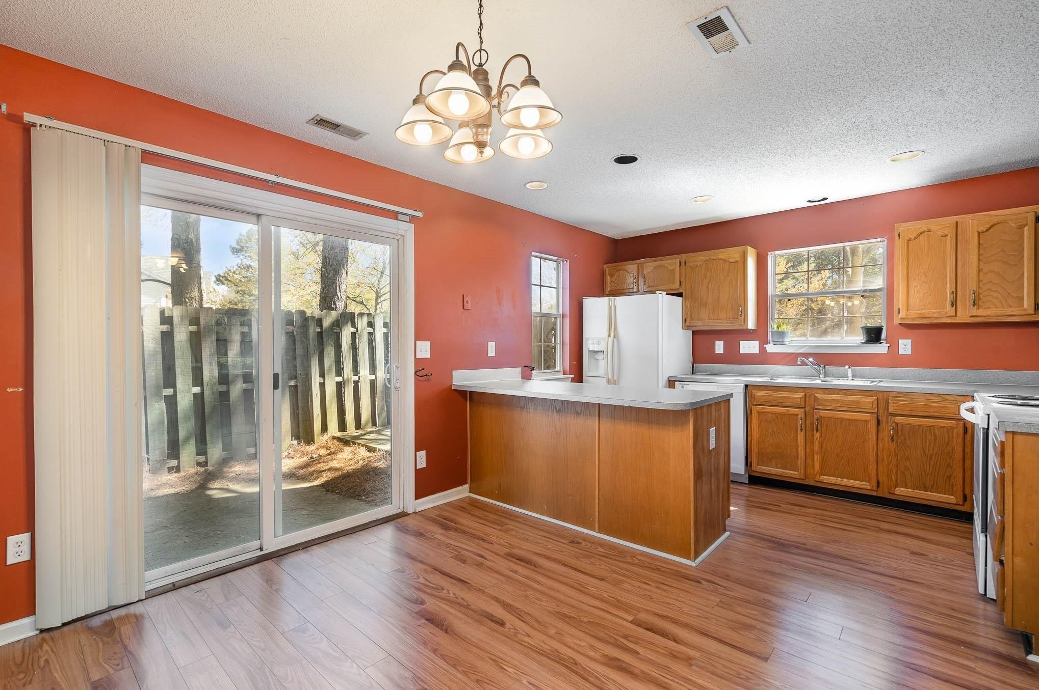 Prescott Ct, Charlotte, NC 28269