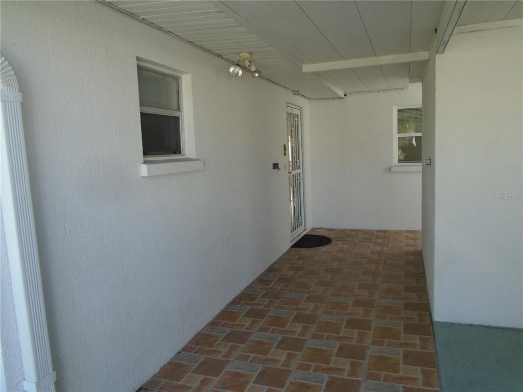 Avery Ln, Lakeland, FL 33803