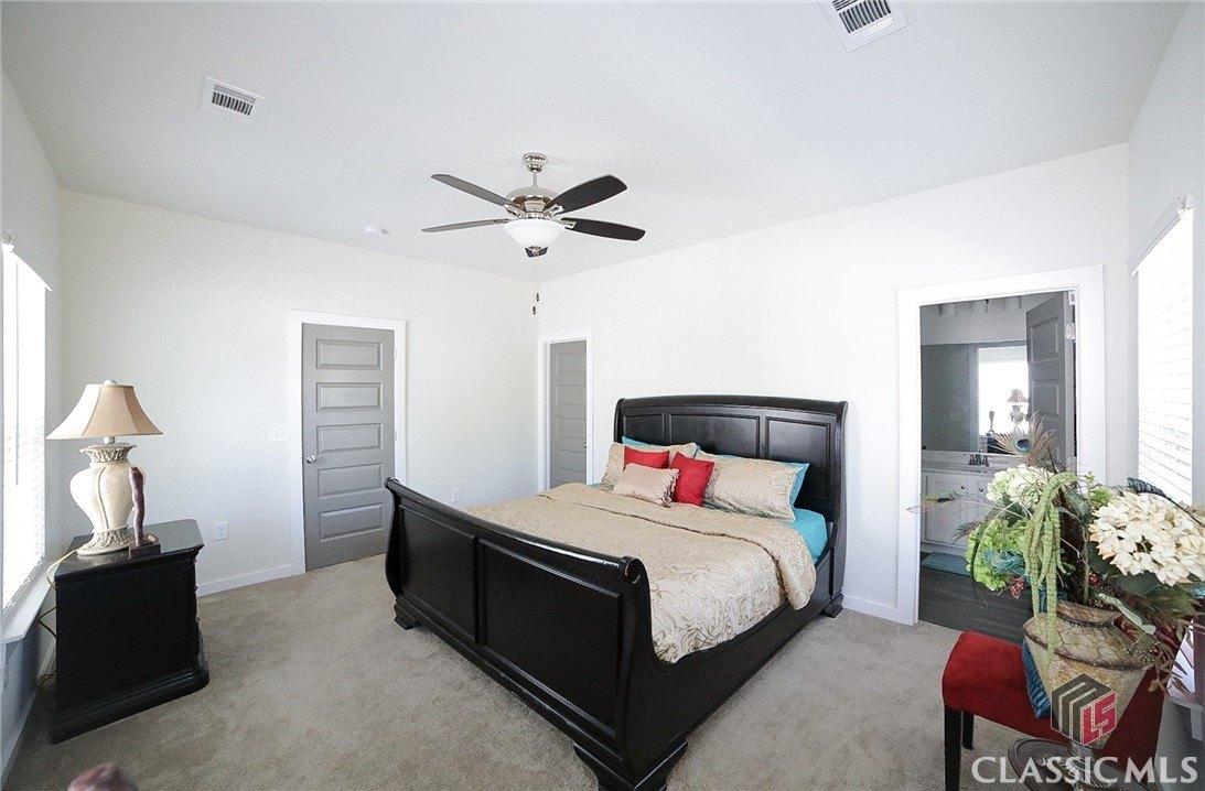 W Vincent Dr, Athens, GA 30607