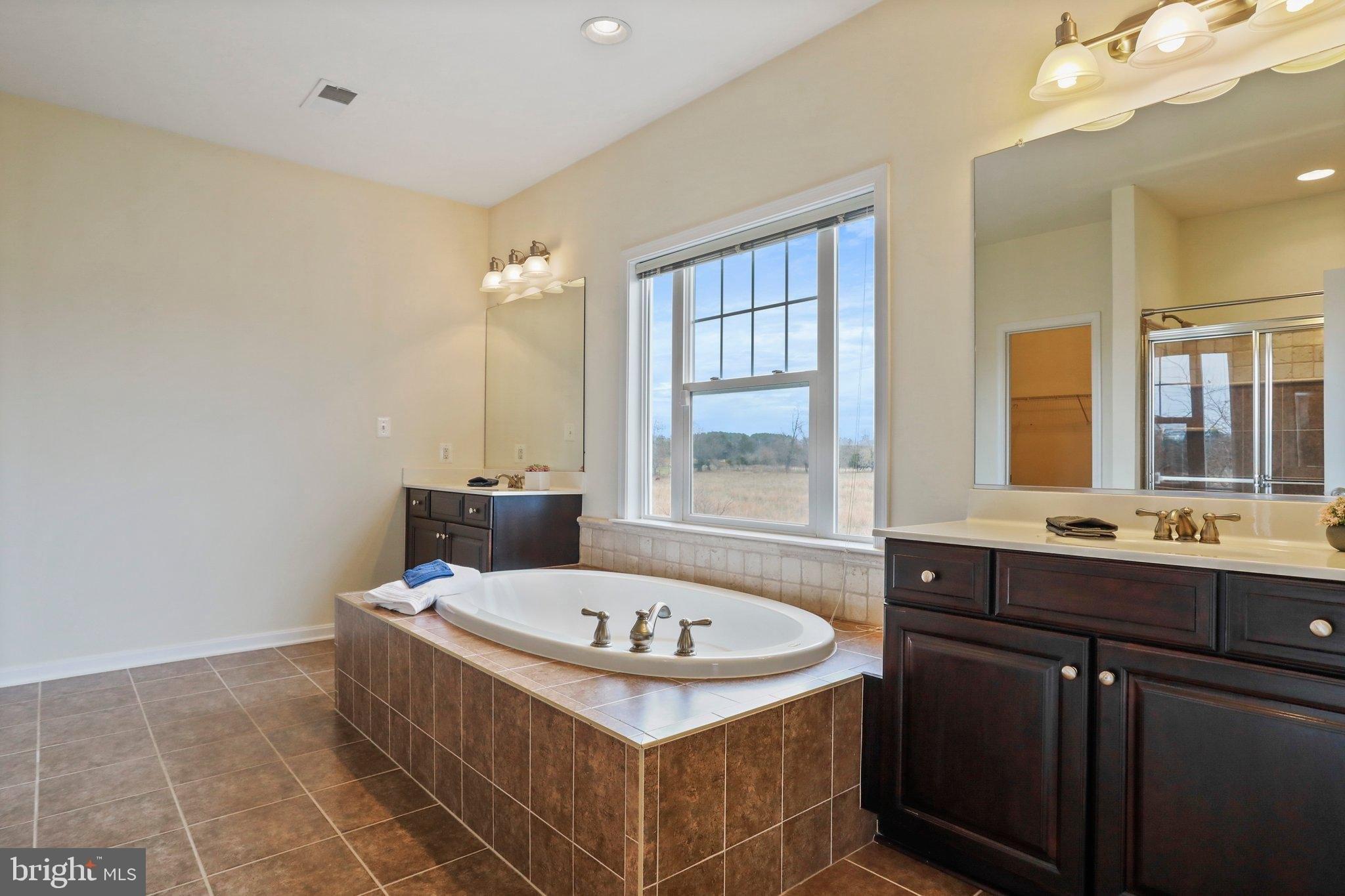 Hopkins Dr, Boyce, VA 22620