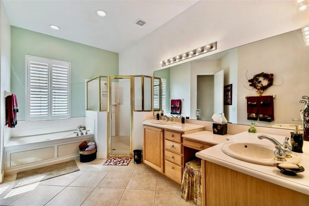 Shorehaven Dr, Kissimmee, FL 34759
