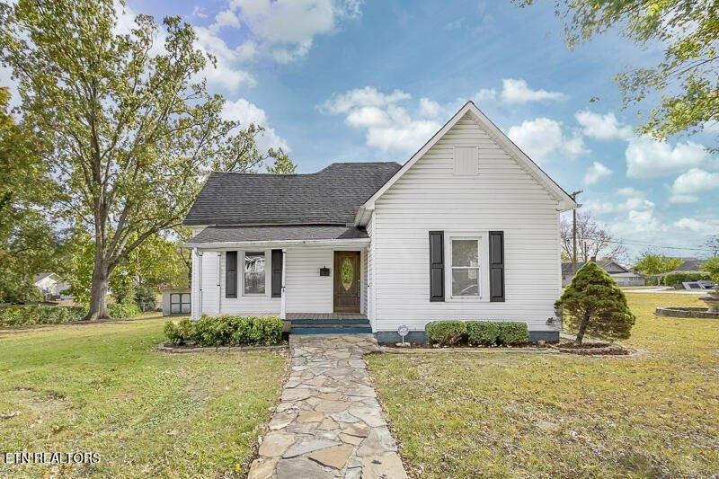 Chickamauga Ave, Knoxville, TN 37917