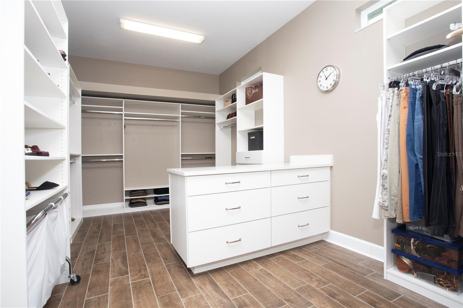 Thrushwood Rd, Lithia, FL 33547