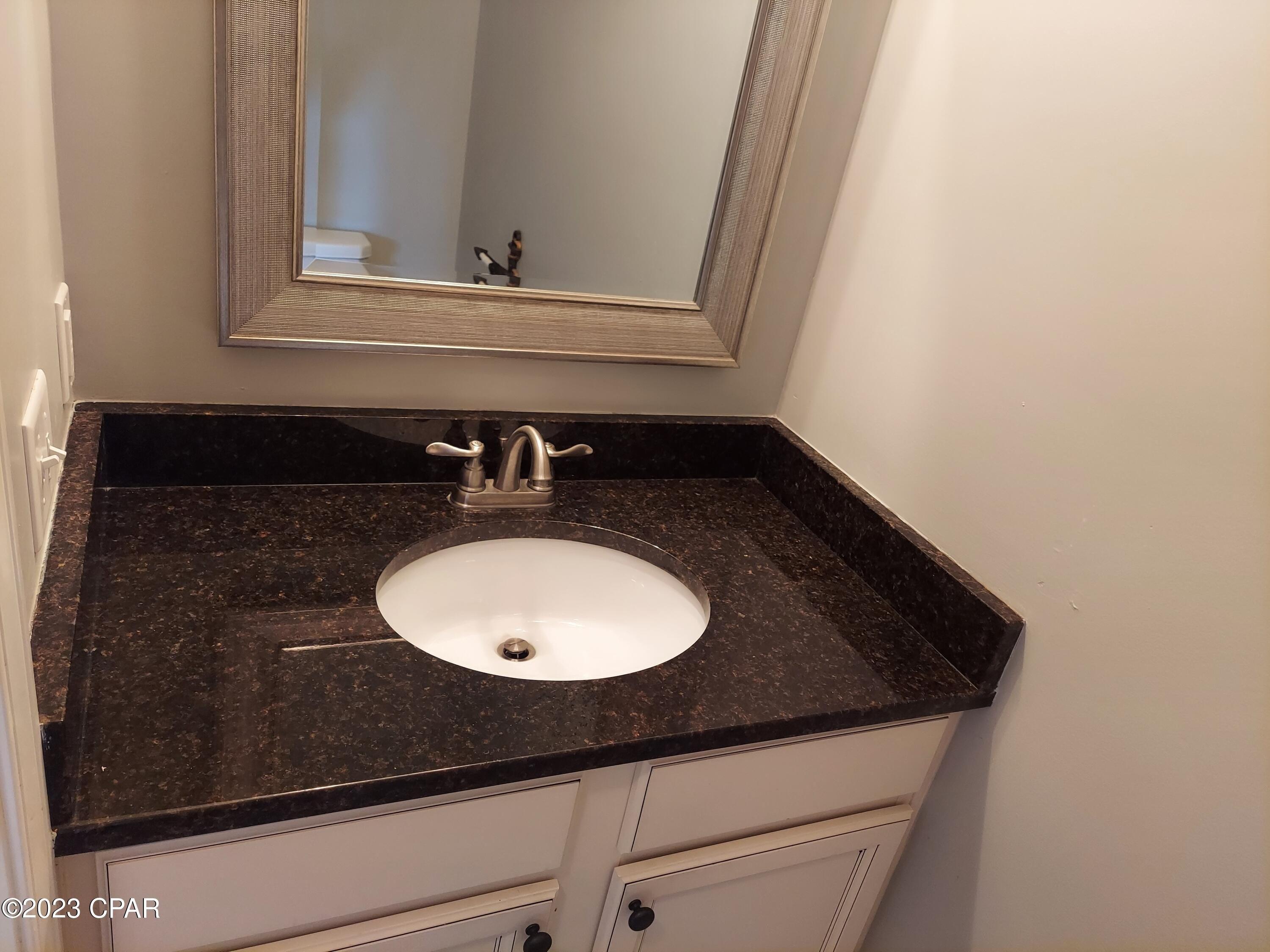 Causeway Manor Ct, Panama City, FL 32408