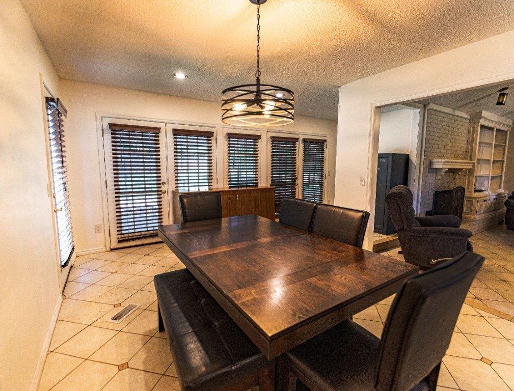 Rolling Hills Ter, Edmond, OK 73012