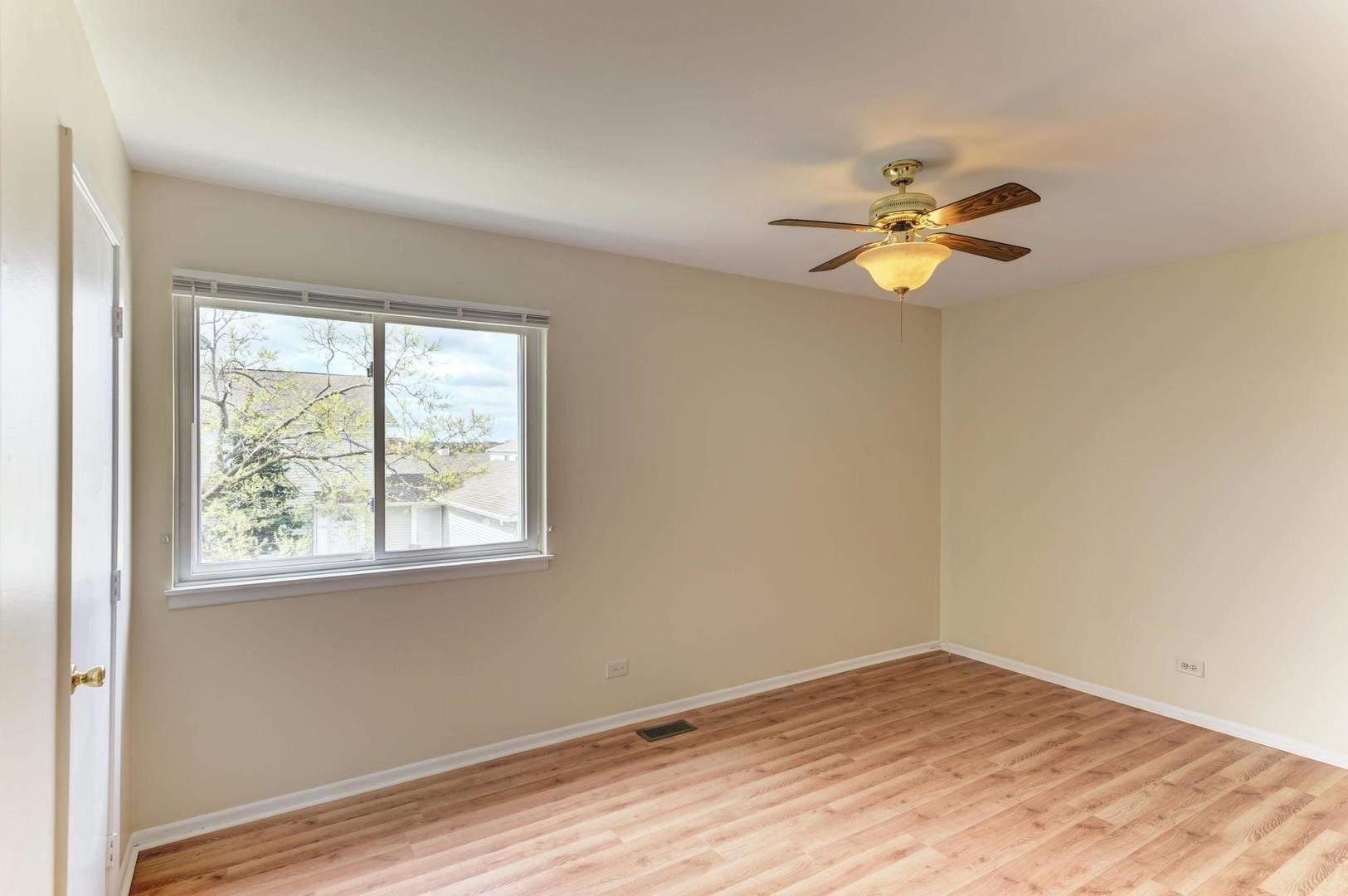 Cornell Pl, Hoffman Estates, IL 60169