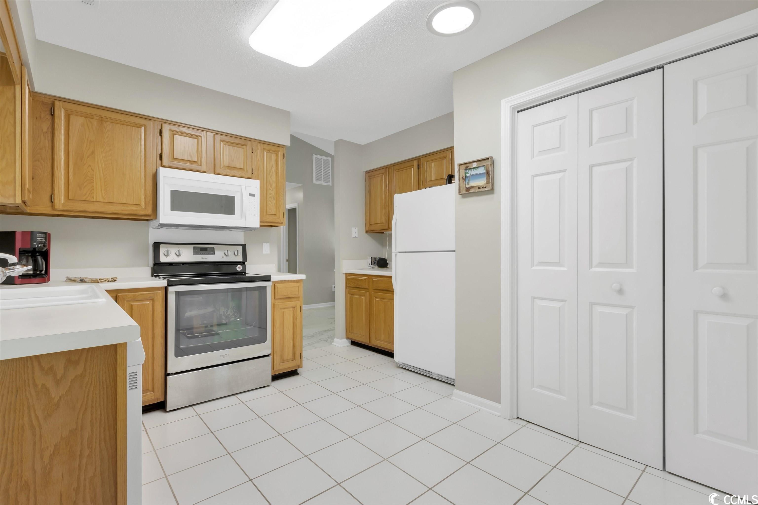 Bluebird Ln, Murrells Inlet, SC 29576