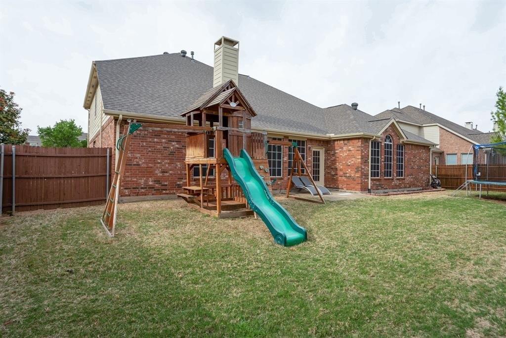 Amhurst Dr, Lewisville, TX 75077