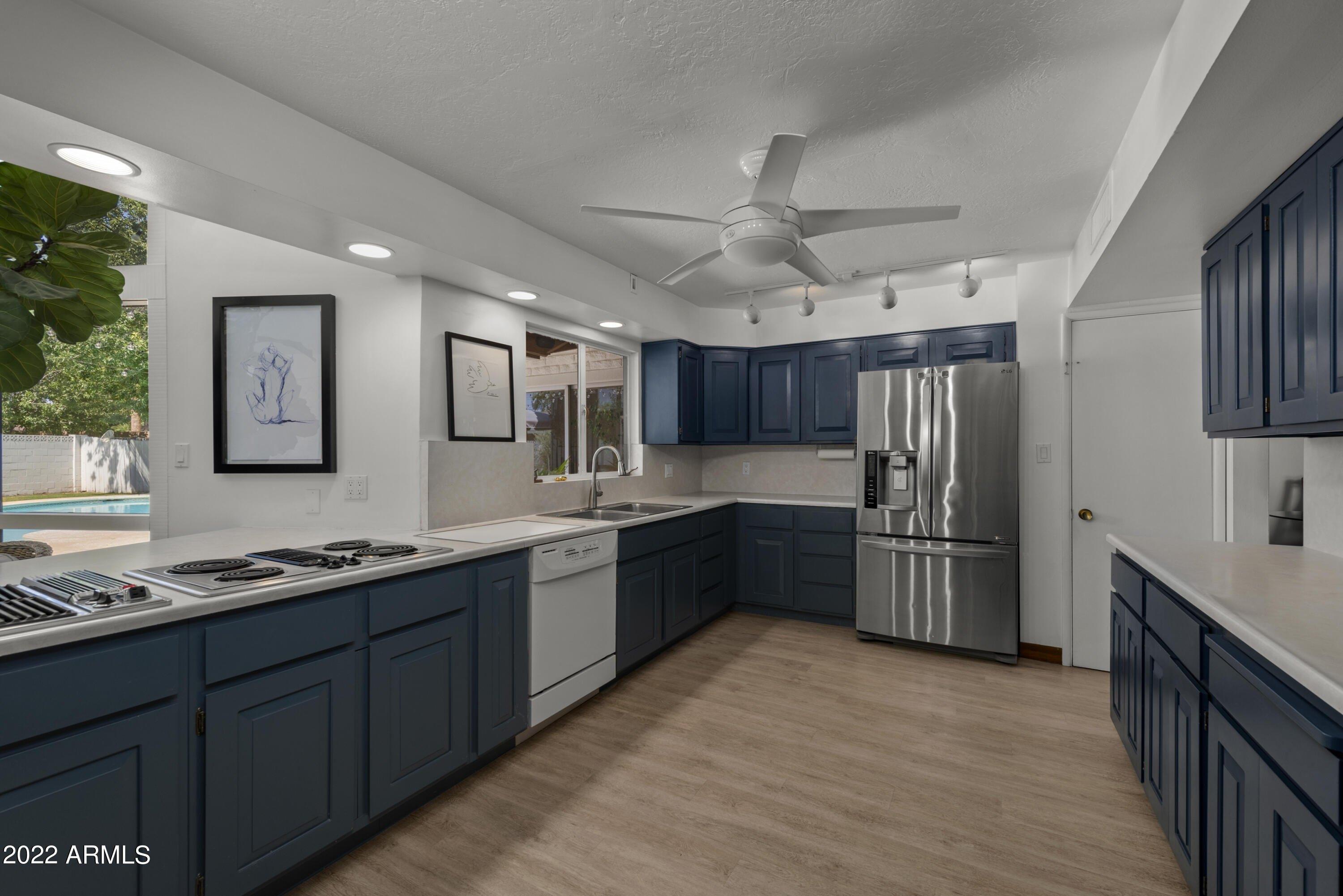 E State Ave, Phoenix, AZ 85020