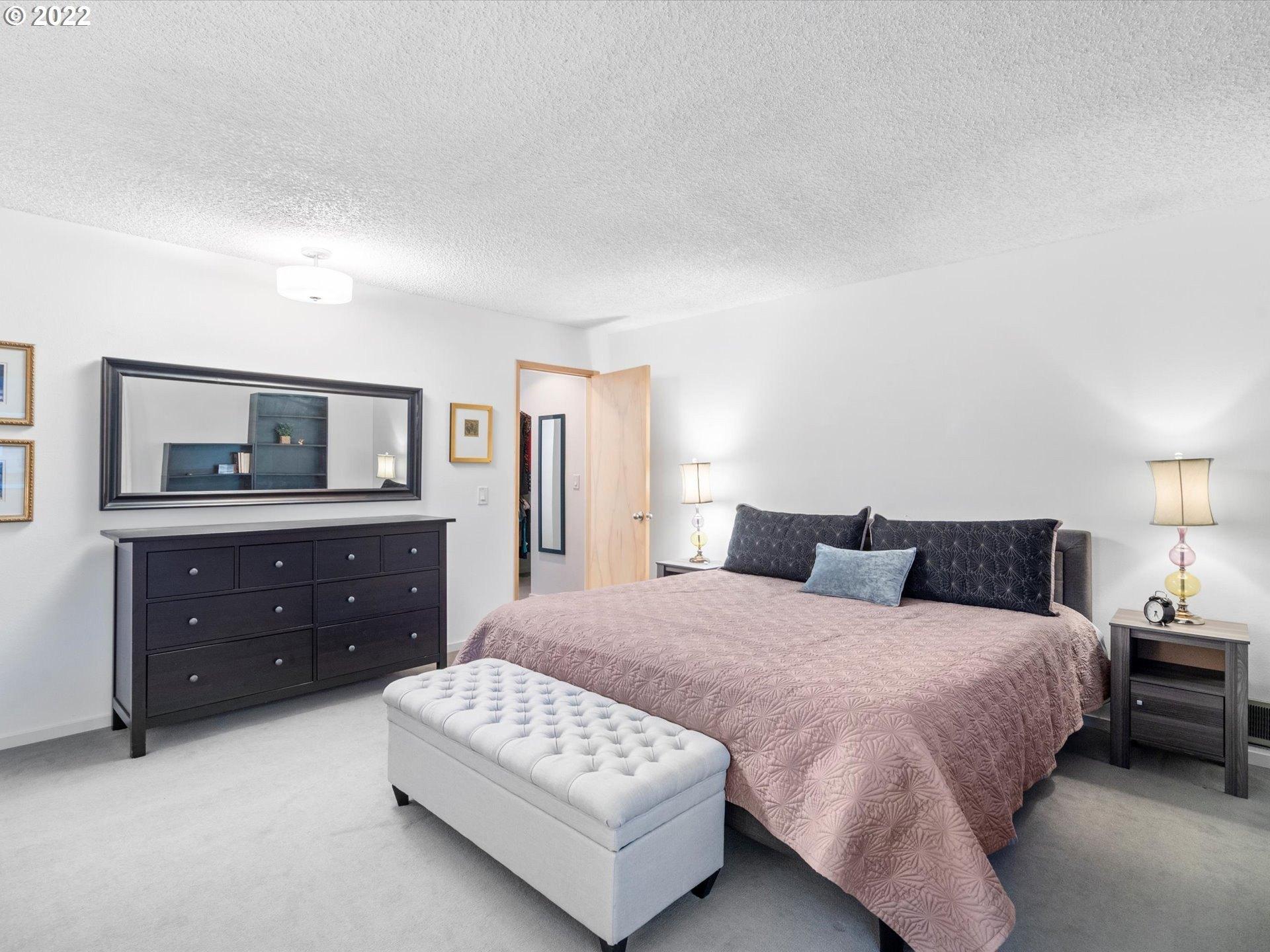 N Hayden Bay Dr, Portland, OR 97217