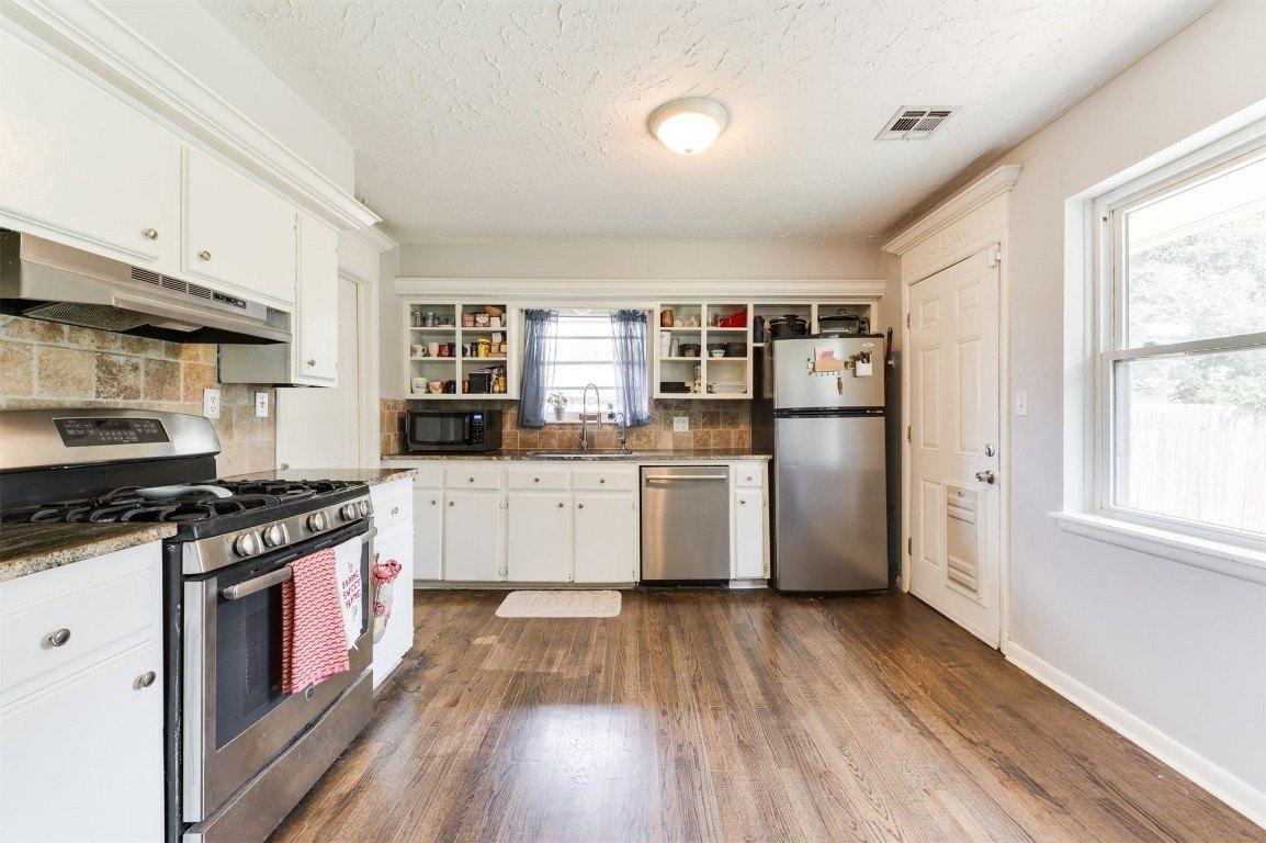 Ridgeview Dr, Oklahoma City, OK 73120