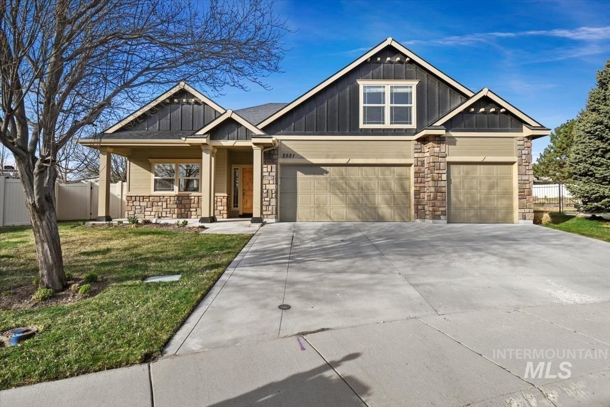 W Miller Ct, Nampa, ID 83686