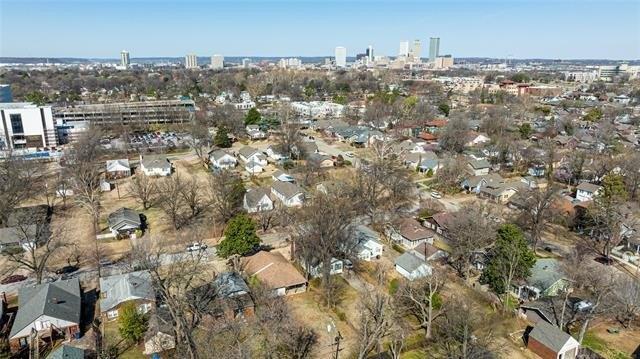 S Xanthus Ave, Tulsa, OK 74104