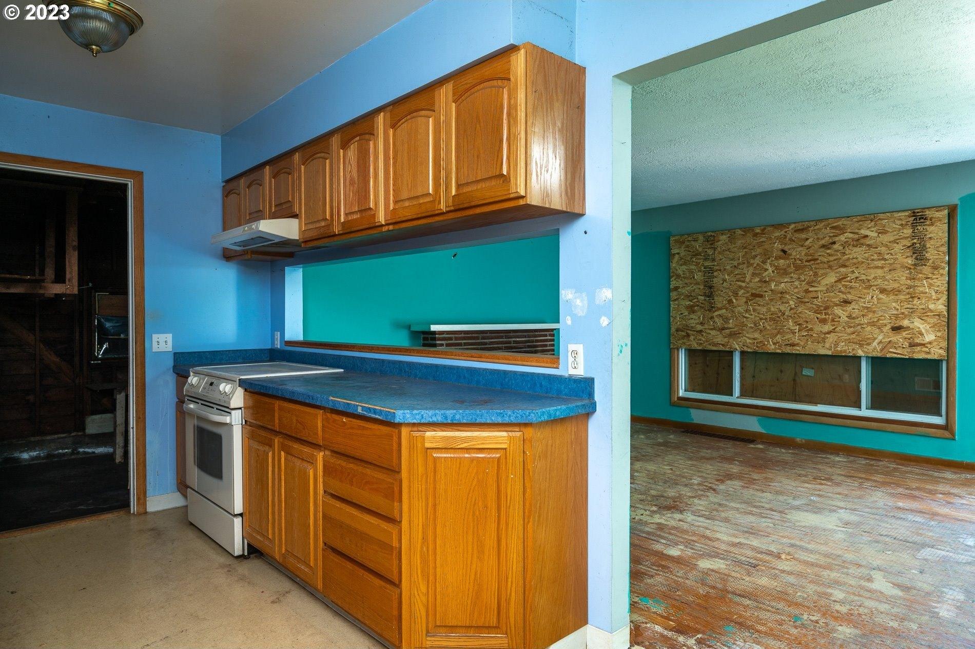 Ne Davis St, Portland, OR 97220