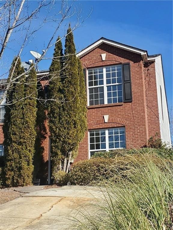 Strathmoor Manor Cir, Lithonia, GA 30058