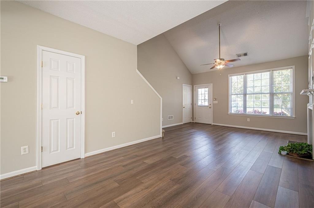 Woodsford Rd Nw, Kennesaw, GA 30152