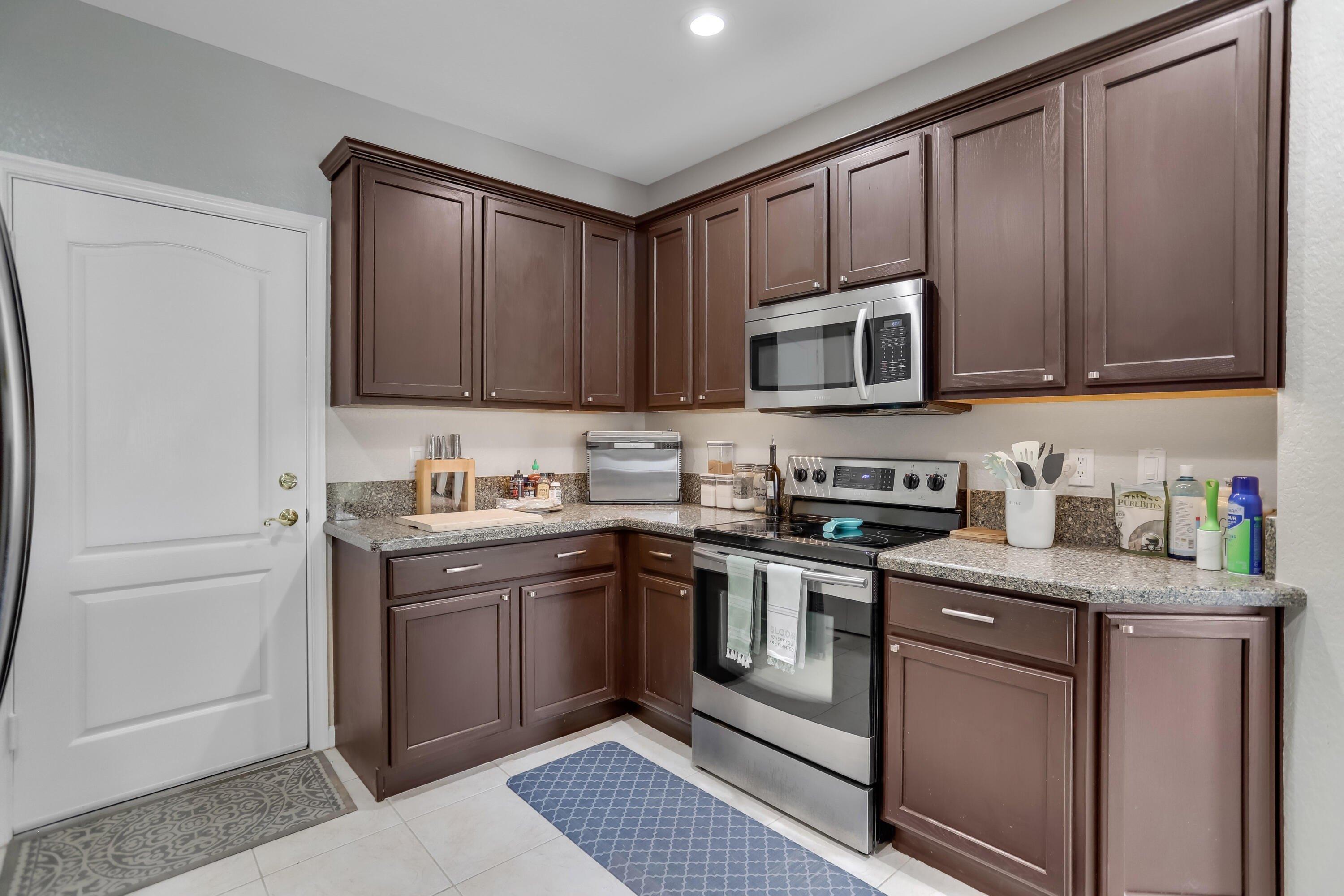 Cohune Palm Ct, Greenacres, FL 33463