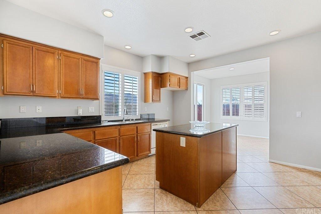 Groveside Dr, San Jacinto, CA 92582