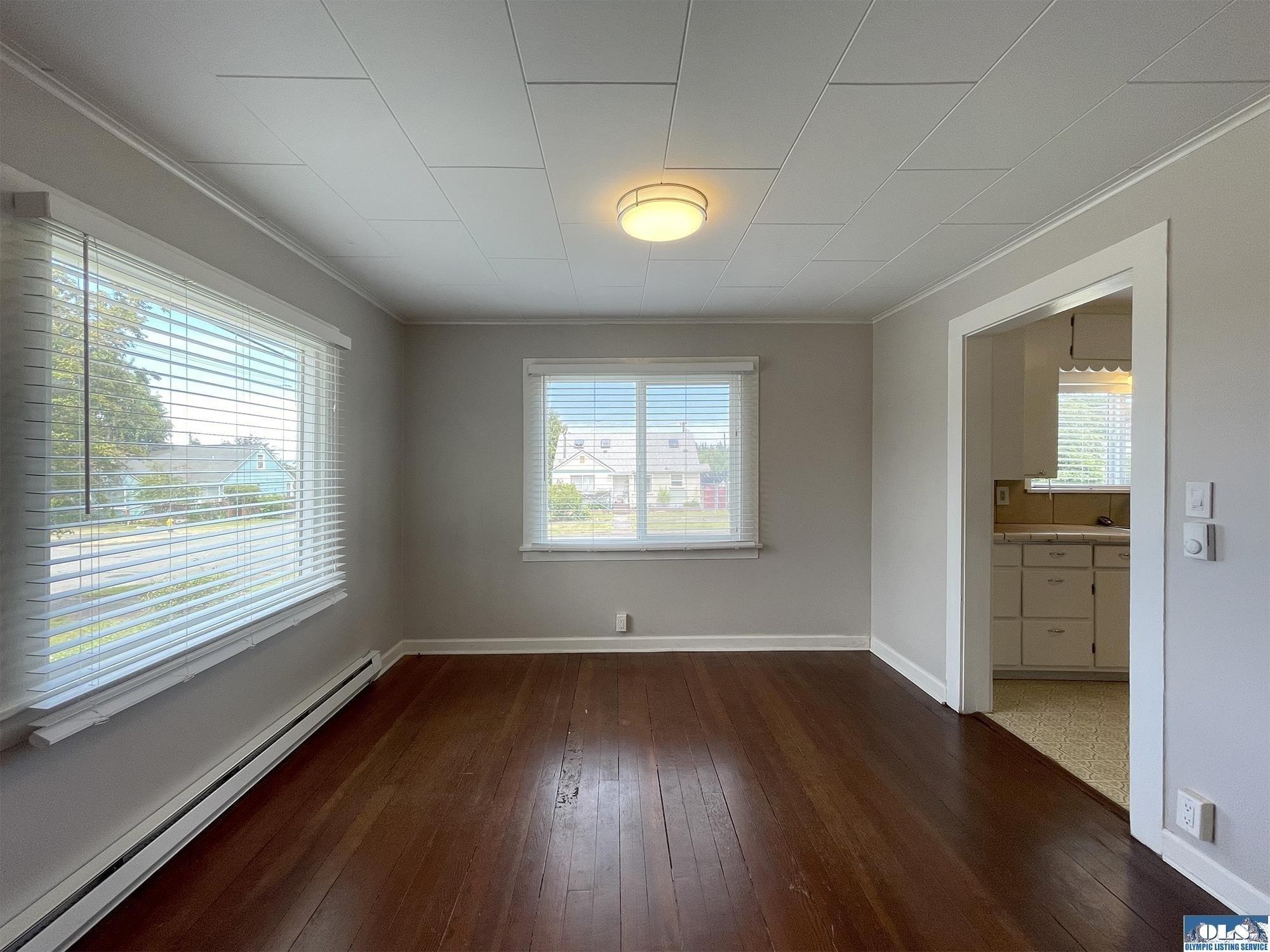 S Albert St, Port Angeles, WA 98362
