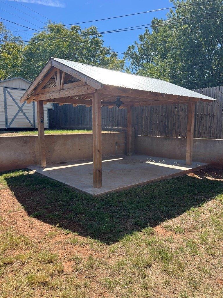 San Carlos St, Sweetwater, TX 79556