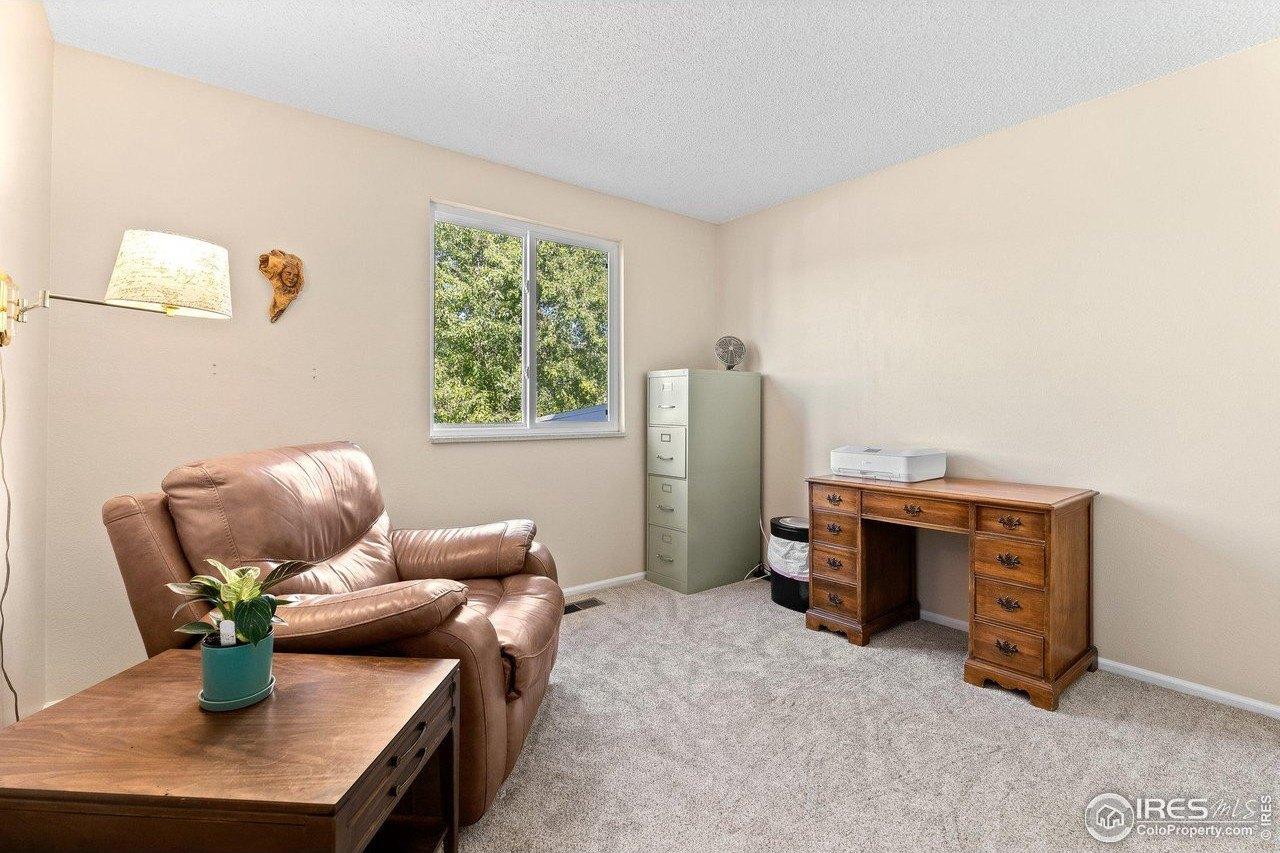 Hoyt Ct, Arvada, CO 80005