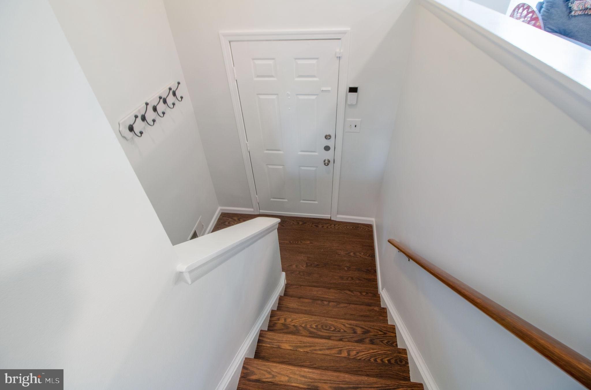 Largo Ct, Damascus, MD 20872