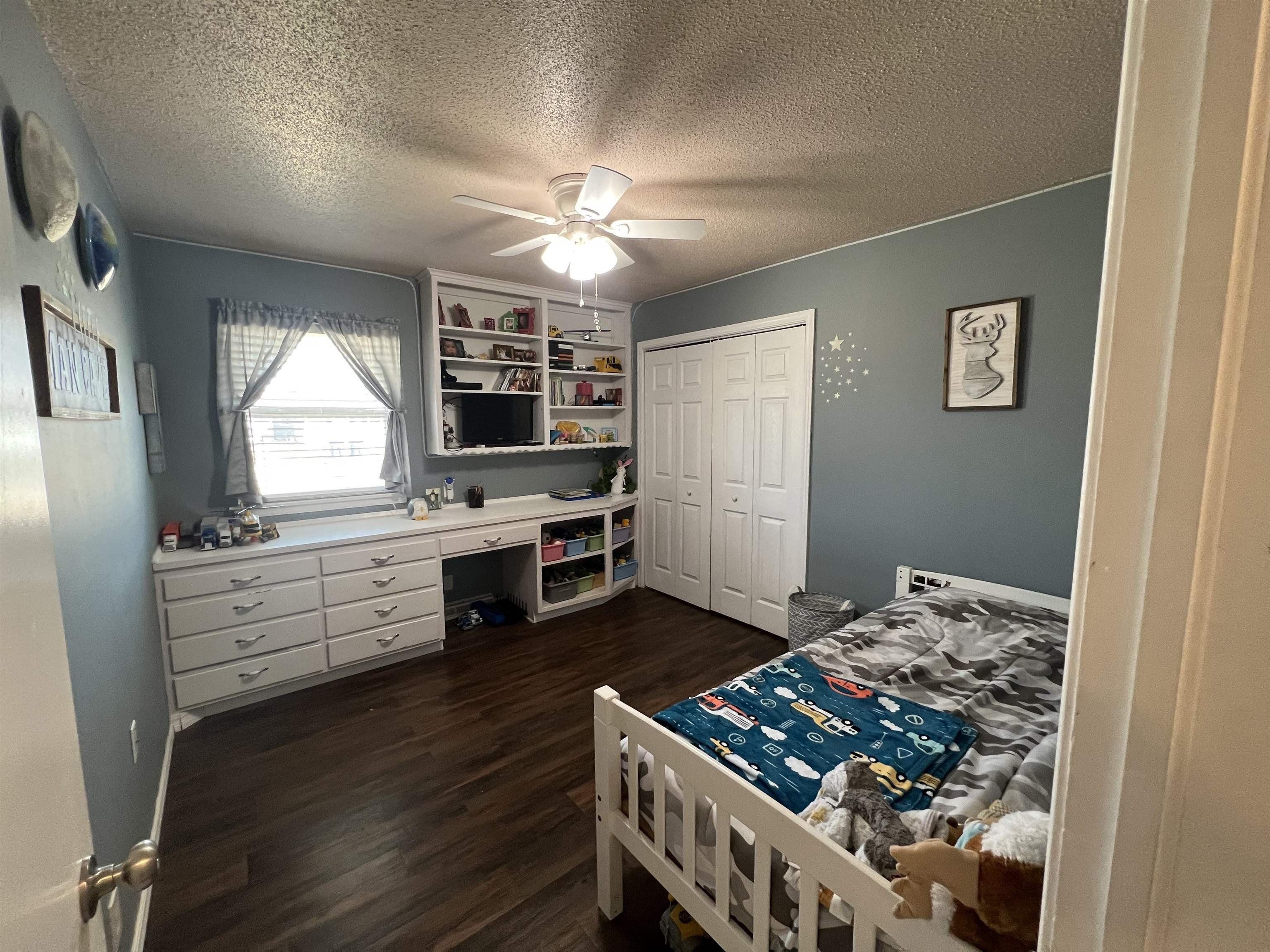 California, North Enid, OK 73701